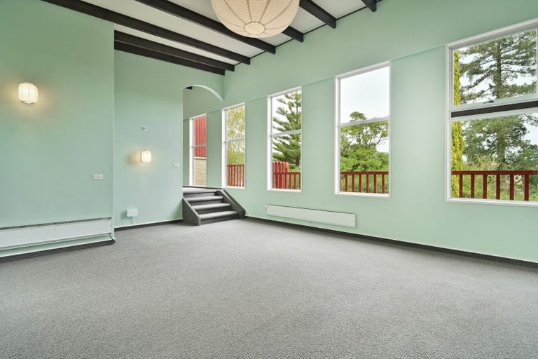 Photo of property in 12 Lovat Street, Havelock North, 4130