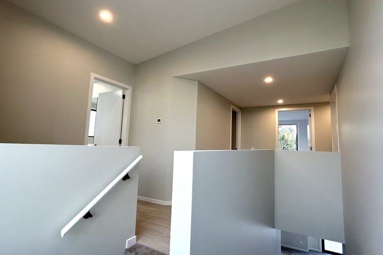 Photo of property in 10 Skysail Lane, Whitby, Porirua, 5024