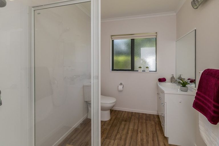 Photo of property in Rangeview Villas, 49/9 Fuller Close, Levin, 5510