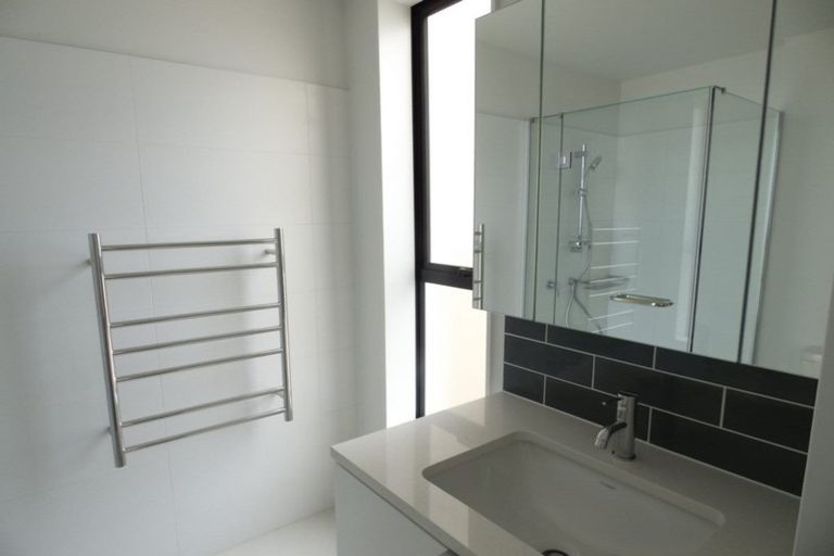 Photo of property in 1 Nevill Road, Hobsonville, Auckland, 0616