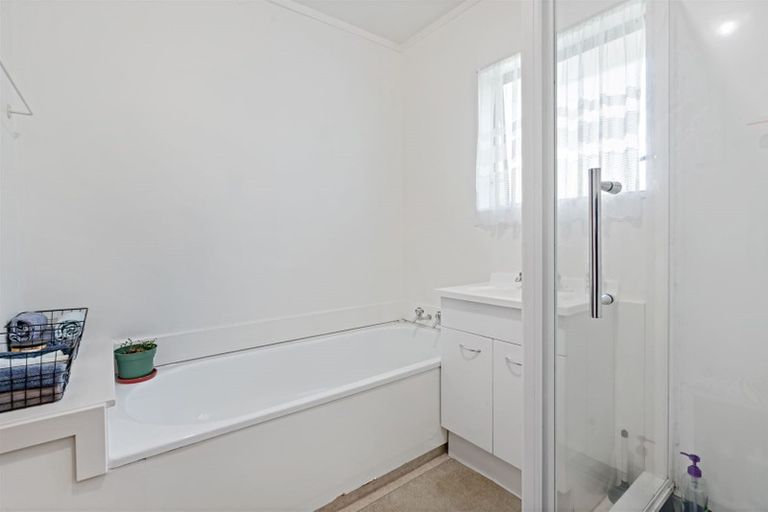 Photo of property in 1/27 Scott Road, Papakura, 2110