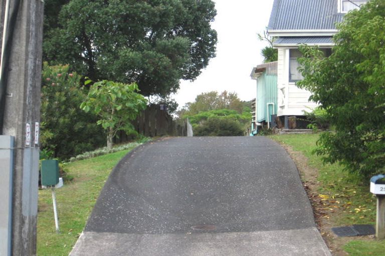 Photo of property in 25a Duncan Avenue, Te Atatu South, Auckland, 0610