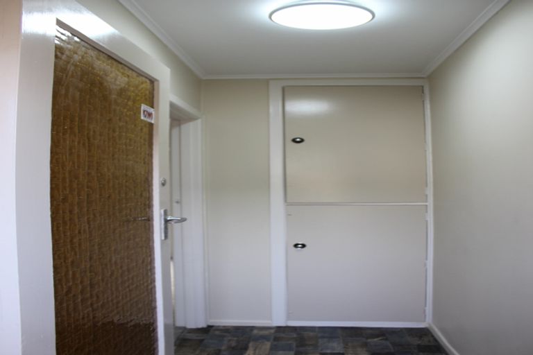 Photo of property in 20 Landon Avenue, Mangere East, Auckland, 2024