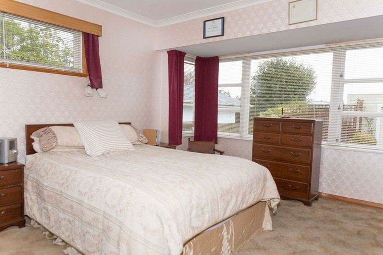 Photo of property in 43 Guy Street, Dannevirke, 4930
