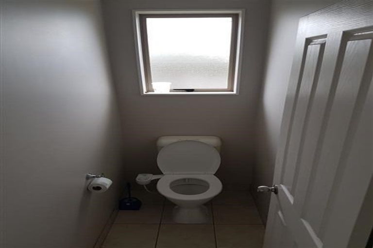 Photo of property in 5 Prado Drive, Pukekohe, 2120