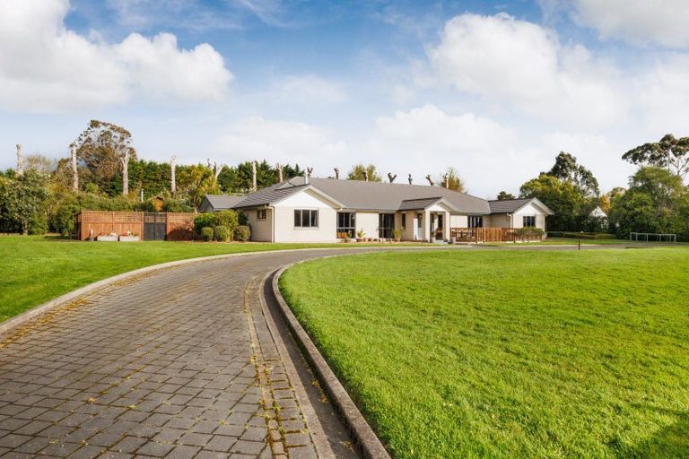 Photo of property in 294 Polson Hill Drive, Aokautere, Palmerston North, 4471