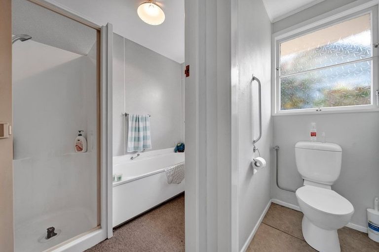 Photo of property in 12 Surrey Street, Hawera, 4610