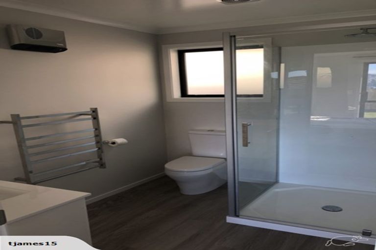 Photo of property in 19 Schooner Drive, Whitby, Porirua, 5024