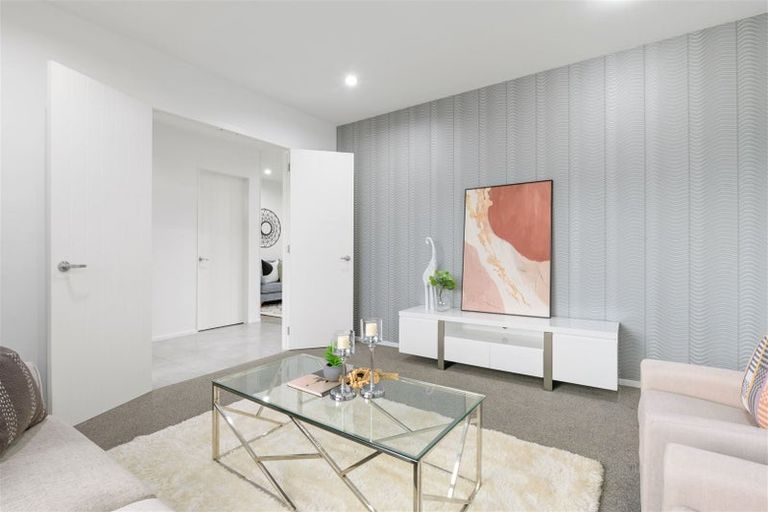 Photo of property in 12 Hampshire Court, Flagstaff, Hamilton, 3210