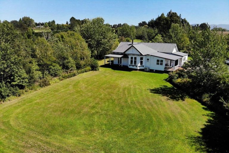 Photo of property in 246 Summerhill Road, Cust, Rangiora, 7471