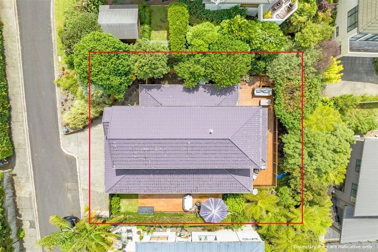 Photo of property in 3 Mariners View Road, Beach Haven, Auckland, 0626