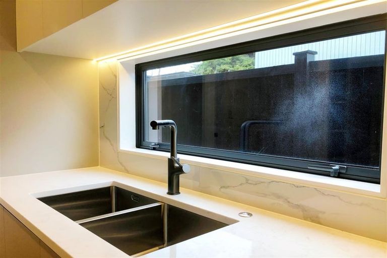 Photo of property in 7 Yellow Pear Lane, Karaka, 2578