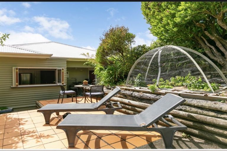 Photo of property in 37 Durham Street, Aro Valley, Wellington, 6021