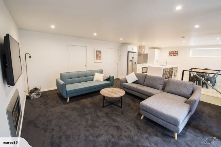 Photo of property in 11b Saint Peters Place, Queenstown, 9300
