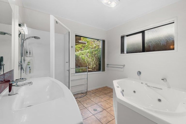 Photo of property in 9 Benn Road, Lake Okareka, Rotorua, 3076