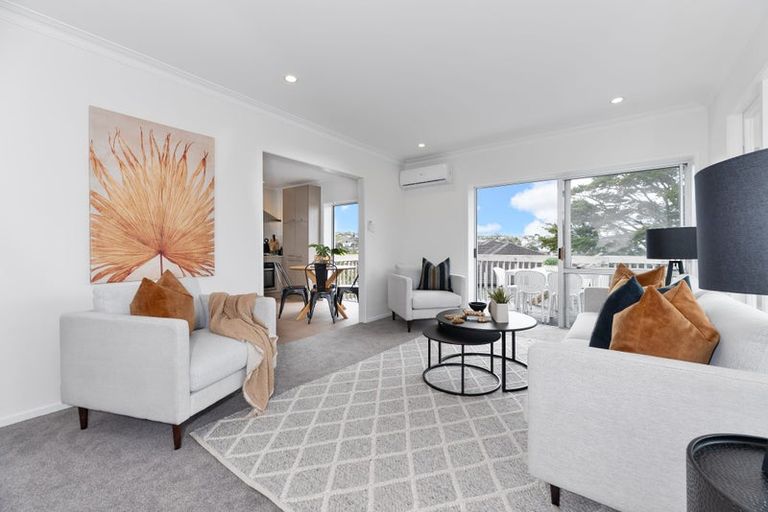 Photo of property in 3/47 East Coast Road, Milford, Auckland, 0620