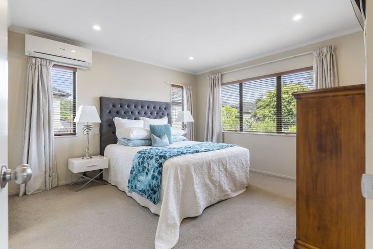 Photo of property in 4 Rialto Court, East Tamaki Heights, Auckland, 2016