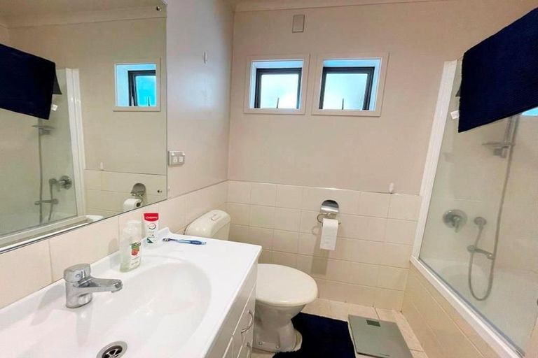 Photo of property in 34 Helen Ryburn Place, Torbay, Auckland, 0630