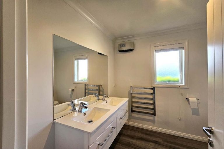 Photo of property in 18 Sterling Drive, Prebbleton, 7604