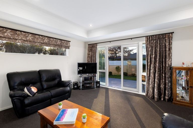 Photo of property in 65 Country Club Terrace, Northwood, Christchurch, 8051