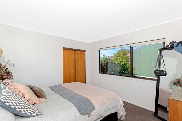 Photo of property in 71 Esplanade, Kaiti, Gisborne, 4010