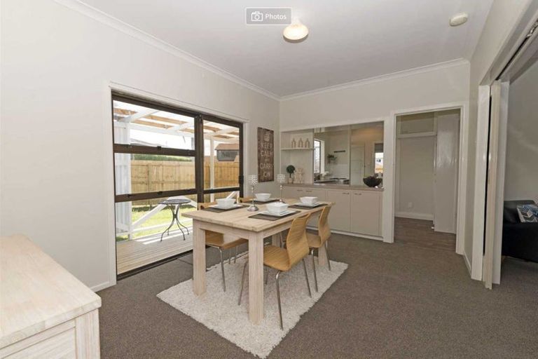 Photo of property in 23 Luckens Road, West Harbour, Auckland, 0618