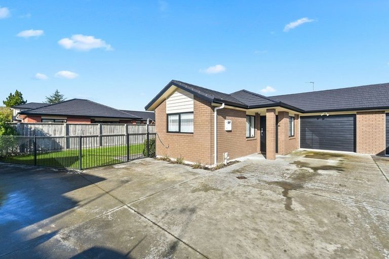 Photo of property in 63u5 Knighton Road, Hillcrest, Hamilton, 3216