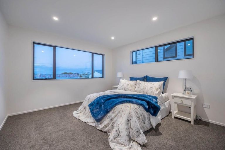 Photo of property in 6c Raeben Avenue, Hillcrest, Auckland, 0627
