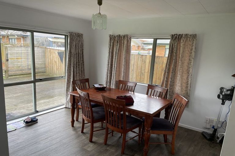 Photo of property in 81 Roberts Line, Kelvin Grove, Palmerston North, 4414