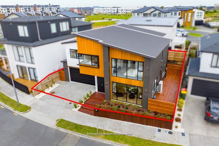 Photo of property in 6 La Bella Road, Hobsonville, Auckland, 0616