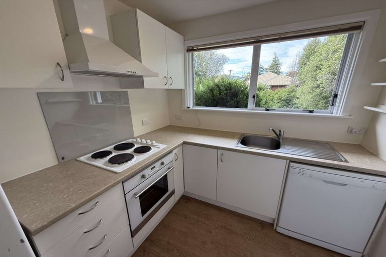 Photo of property in 530 Halswell Road, Halswell, Christchurch, 8025