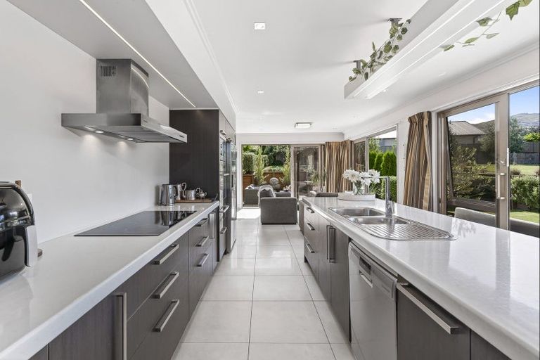 Photo of property in 5 Riesling Way, Cromwell, 9310