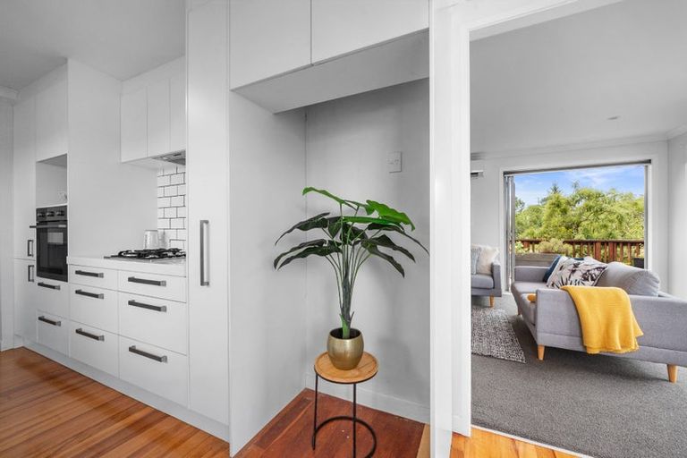 Photo of property in 431 Don Buck Road, Massey, Auckland, 0614