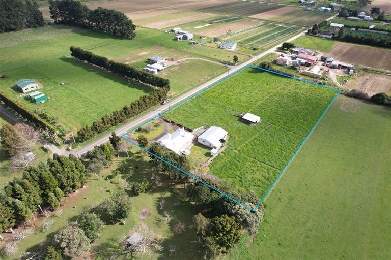 Photo of property in 18 Boulton Road, Levin, 5510