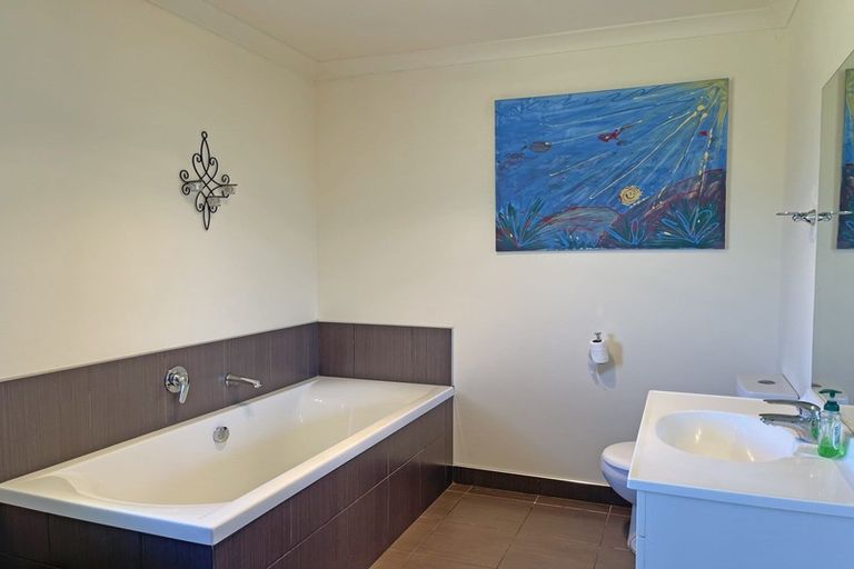 Photo of property in 22 Johnson Street, Waipawa, 4210