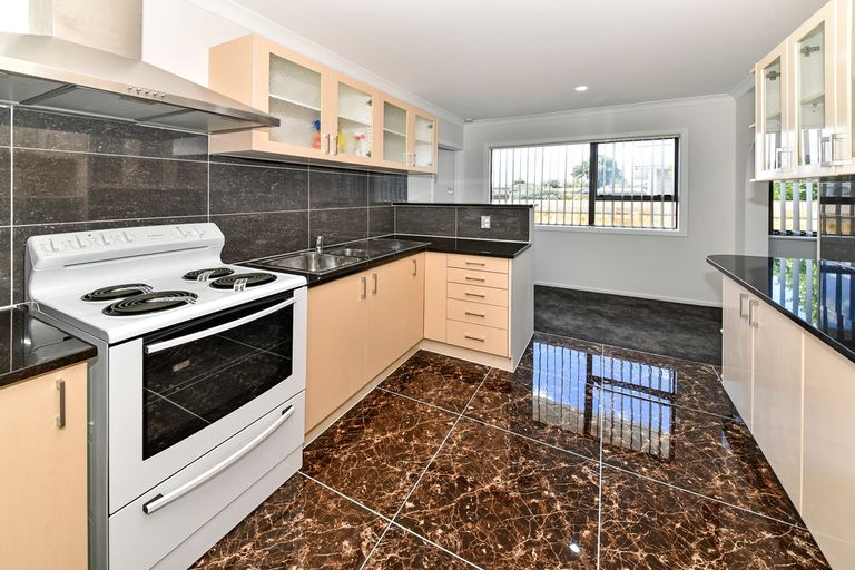 Photo of property in 32 Hokianga Street, Mangere East, Auckland, 2024