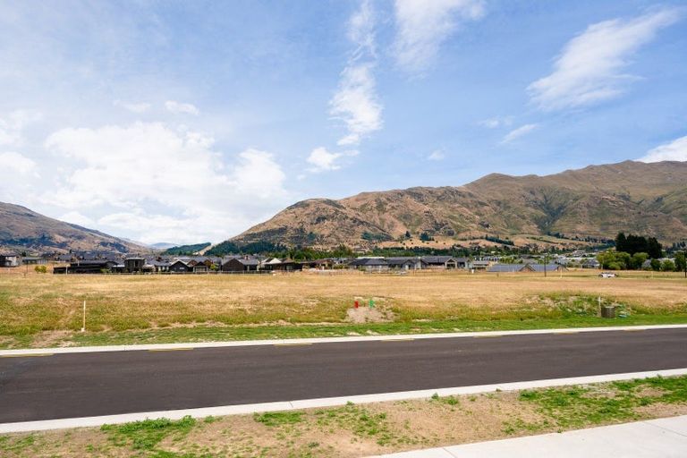 Photo of property in 5 Keown Street, Wanaka, 9305