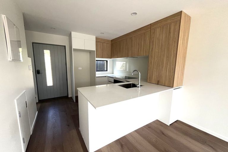 Photo of property in 5 Selo Street, Glen Eden, Auckland, 0602