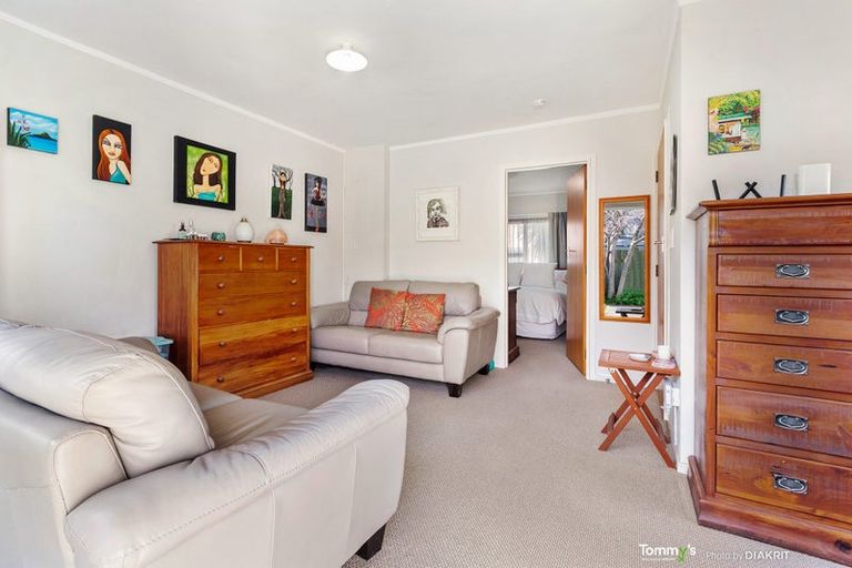 Photo of property in 10/154f Onepu Road, Lyall Bay, Wellington, 6022
