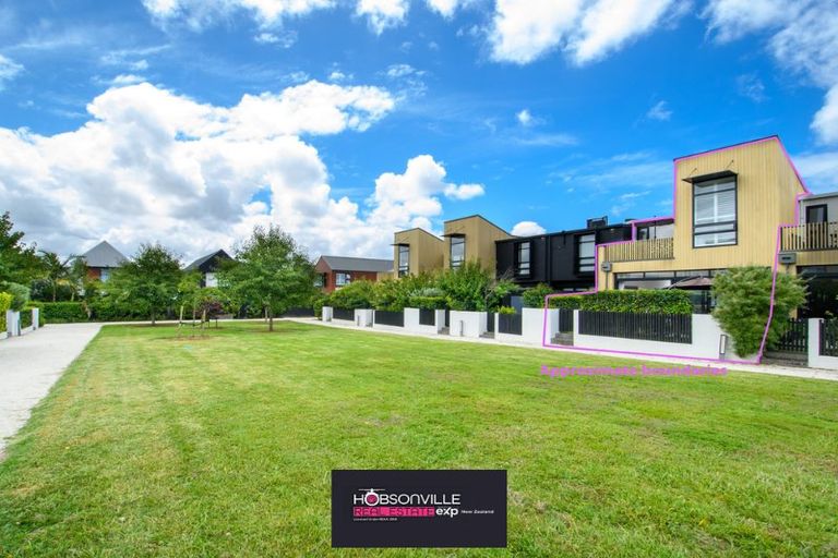 Photo of property in 21 Isitt Road, Hobsonville, Auckland, 0616