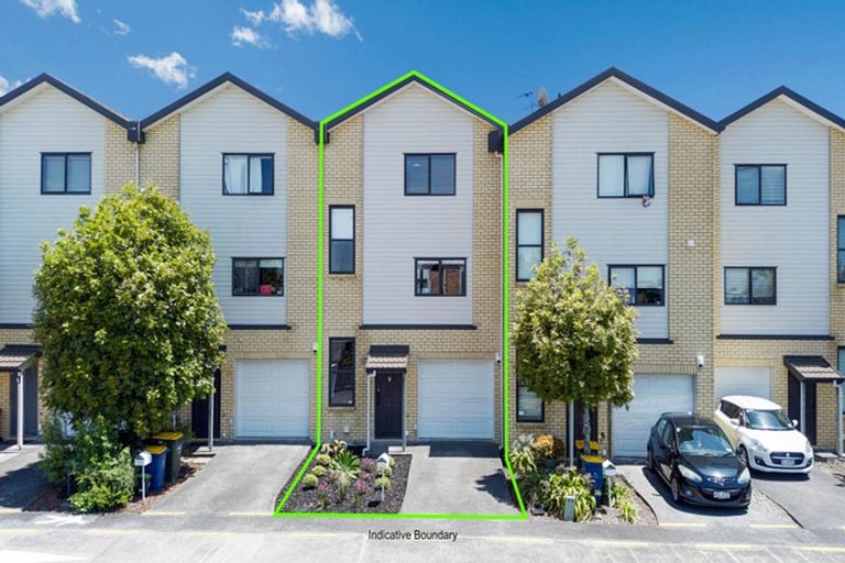 Photo of property in St Claire Village, 209/172 Mcleod Road, Te Atatu South, Auckland, 0610