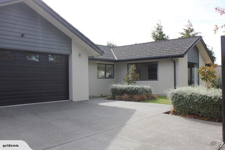 Photo of property in 2 Prebblewood Drive, Prebbleton, 7604