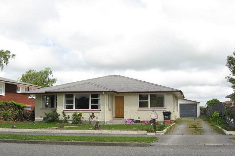 Photo of property in 5 Palmer Street, Rangiora, 7400