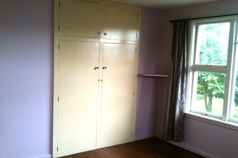 Photo of property in 92 Springs Road, Hornby, Christchurch, 8042