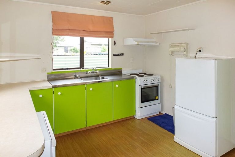 Photo of property in 8b Andresen Street, Foxton Beach, Foxton, 4815