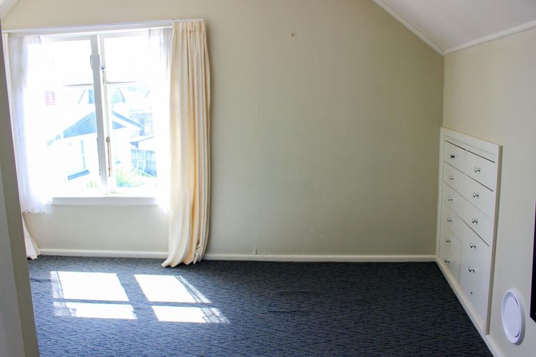 Photo of property in 15a Ure Street, South Hill, Oamaru, 9400