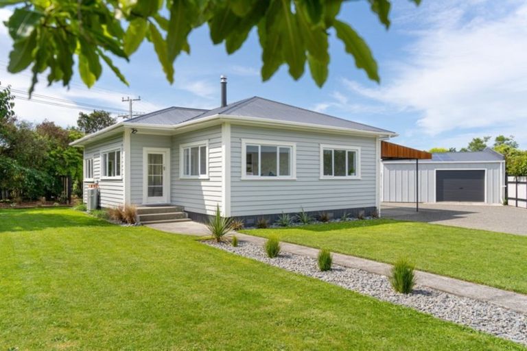 Photo of property in 19 Humphries Street, Greytown, 5712