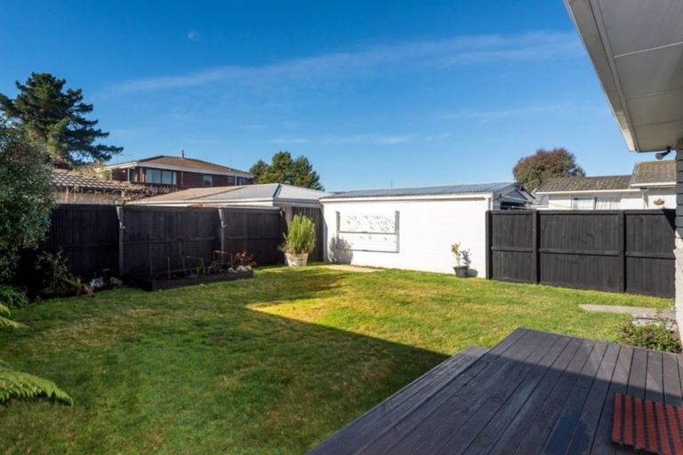 Photo of property in 20 Four Elms Place, Parklands, Christchurch, 8083