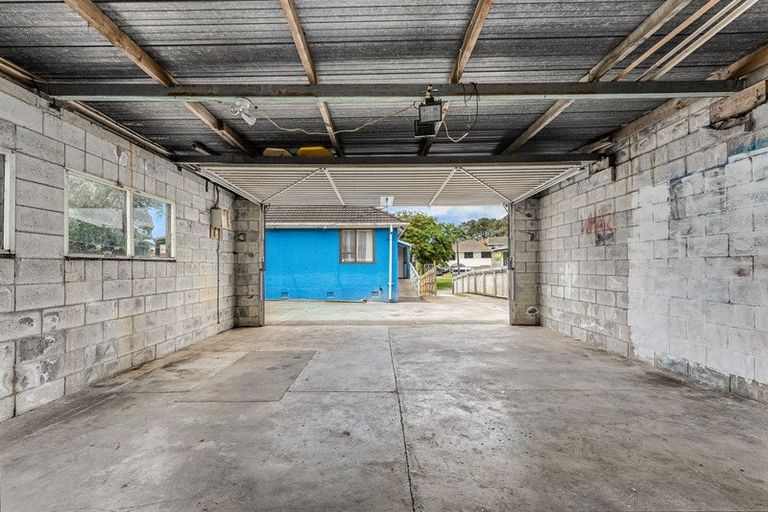 Photo of property in 15 Maher Place, Ranui, Porirua, 5024