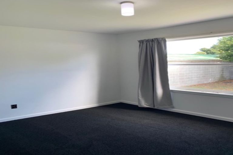 Photo of property in 17 Fusilier Street, Hoon Hay, Christchurch, 8025